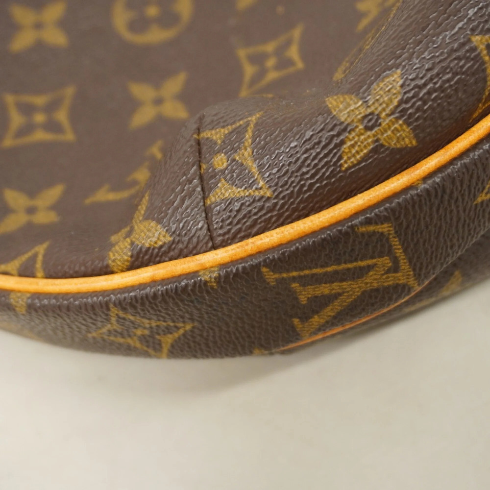 LOUIS VUITTON Brown Monogram Shoulder Bag - Picture 6 of 10
